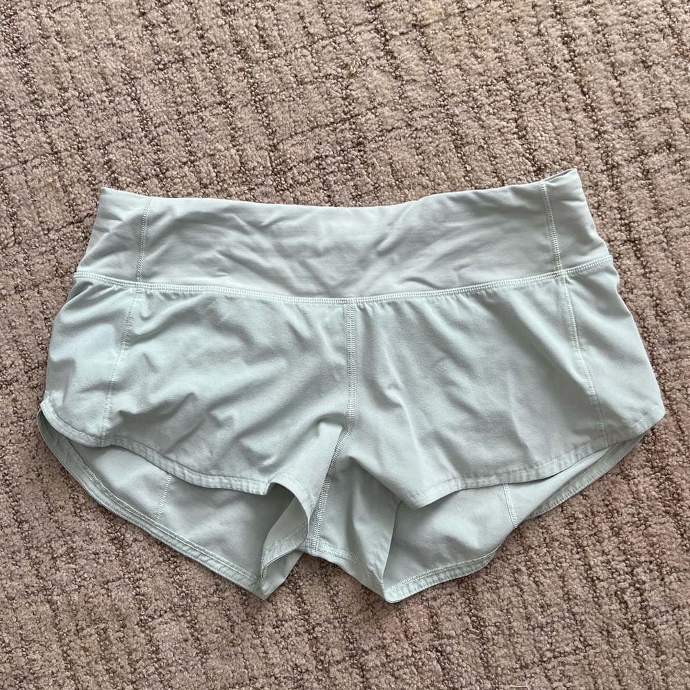 Lululemon light green speed up short 2.5 inch